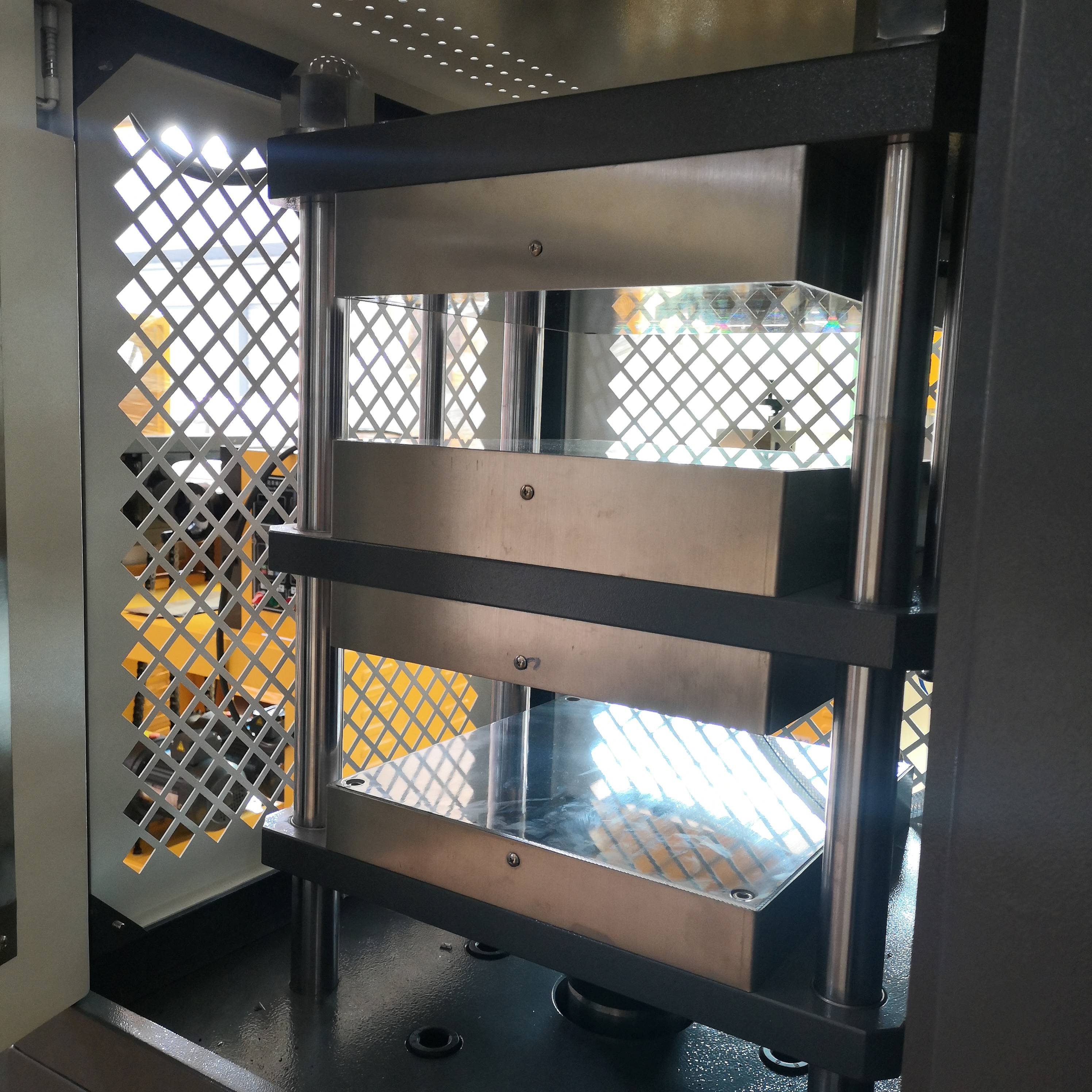 XH-406CEW-50T-300   平板硫化機(jī) PLC系統(tǒng)程控 自動(dòng)排氣 自動(dòng)補(bǔ)壓