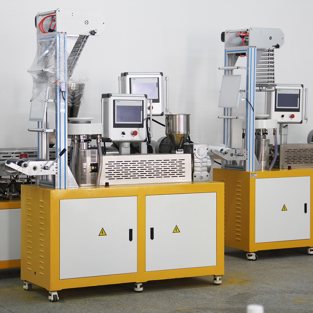 吹膜技術(shù)全解析：從原理到行業(yè)應(yīng)用的創(chuàng)新實(shí)踐